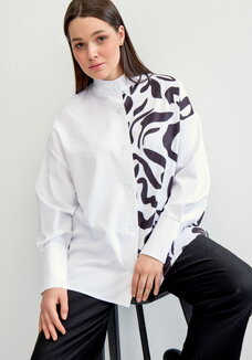 Блуза комбинированная с воротником-стойкой