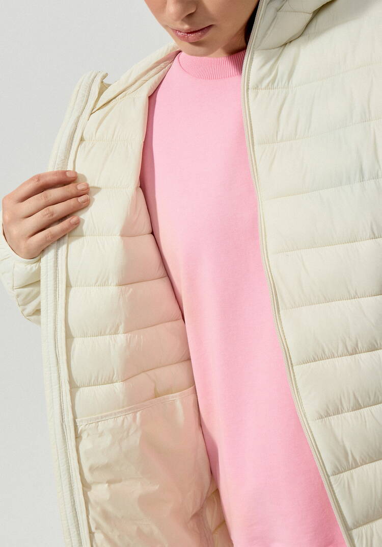 Куртка легкая стеганая с капюшоном шир.  750, рис. 8