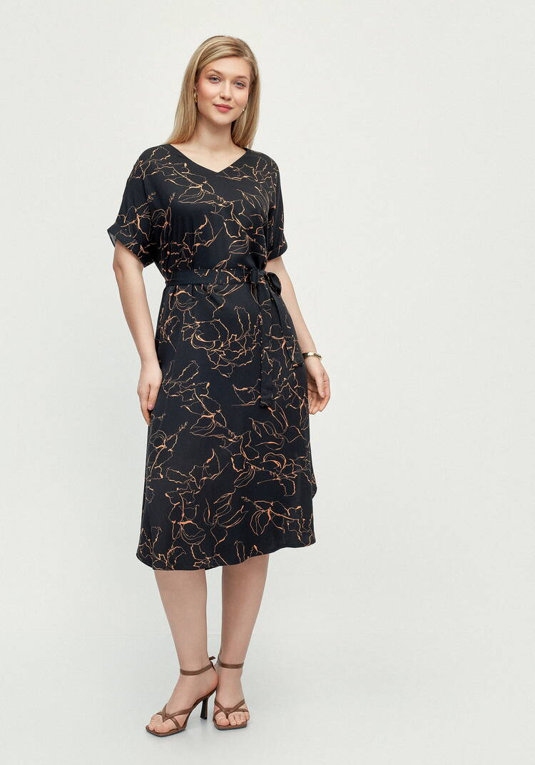 Платье с декоративными завязками на спине шир.  750, рис. 1