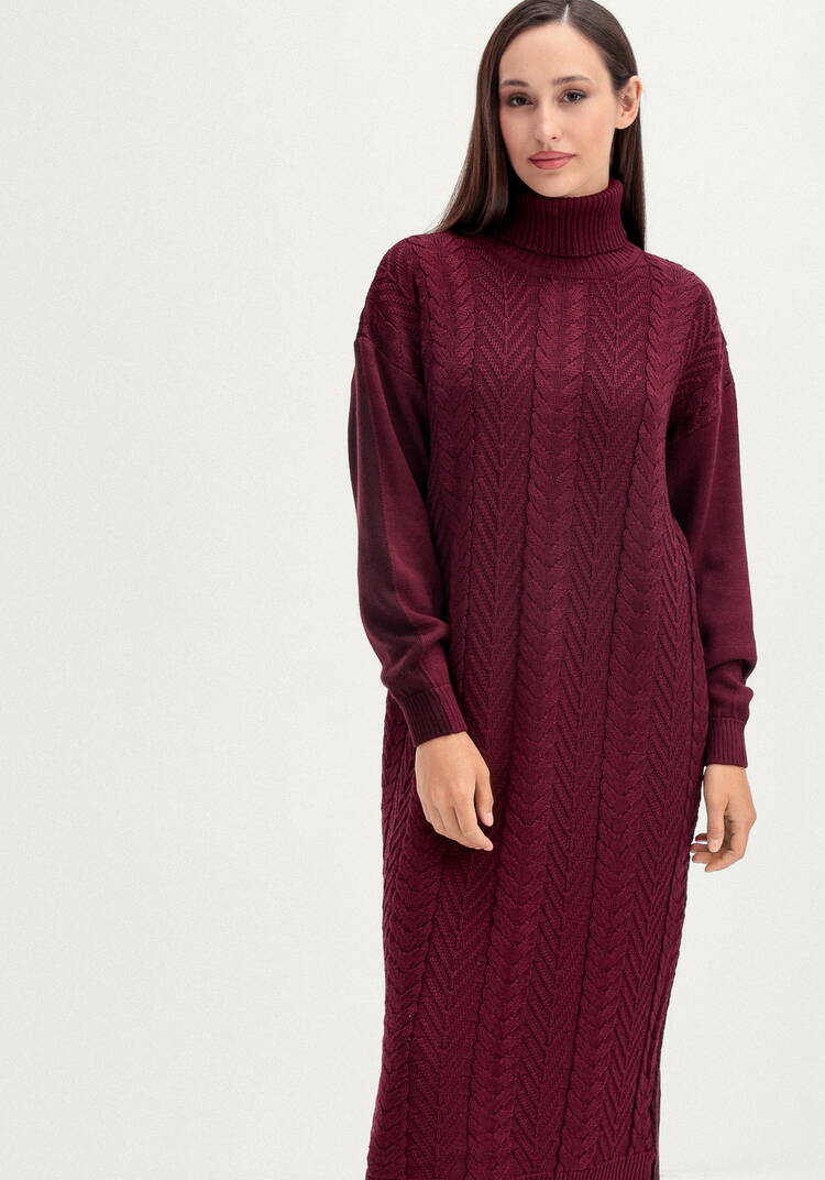 Платье двухцветное с фактурным рисунком шир.  750, рис. 16