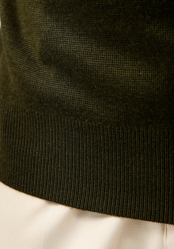 Свитер с воротником стойкой на молнии шир.  580, рис. 7