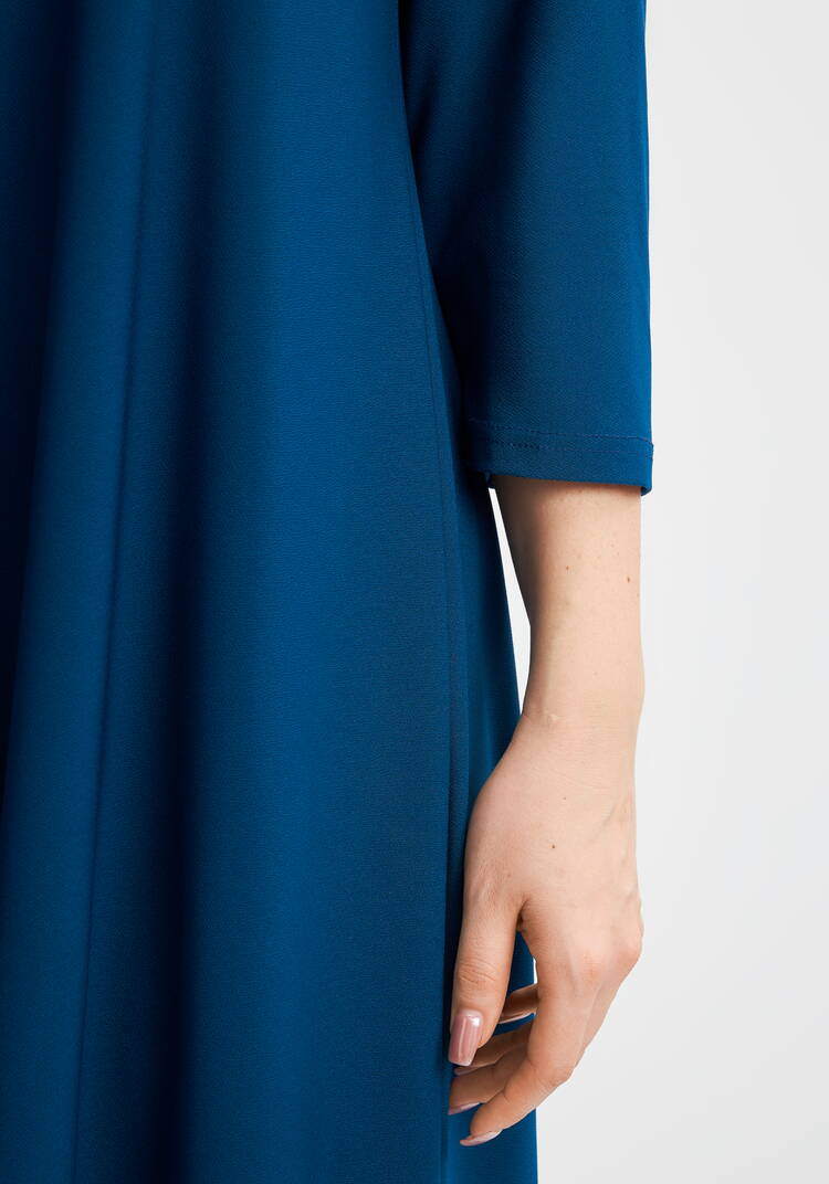 Платье с тесьмой из страз шир.  750, рис. 11