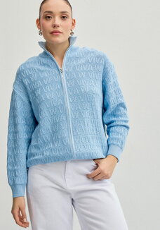 Бомбер на молнии с объемным леттерингом