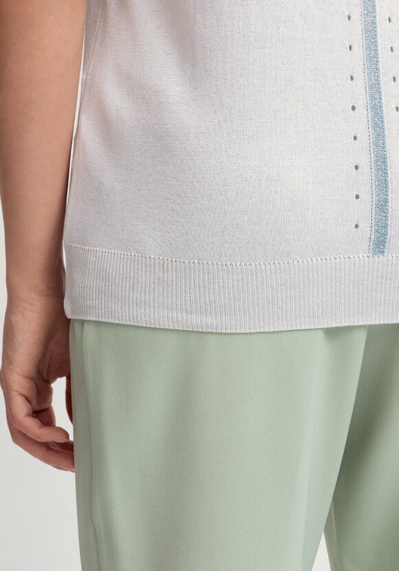 Топ с V-образным вырезом шир.  580, рис. 14