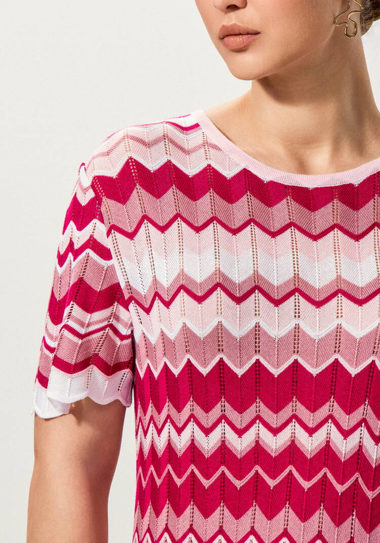 Платье с рисунком морской волны шир.  750, рис. 36