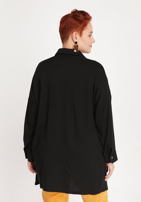 Блуза на пуговицах с карманами шир.  580, рис. 6