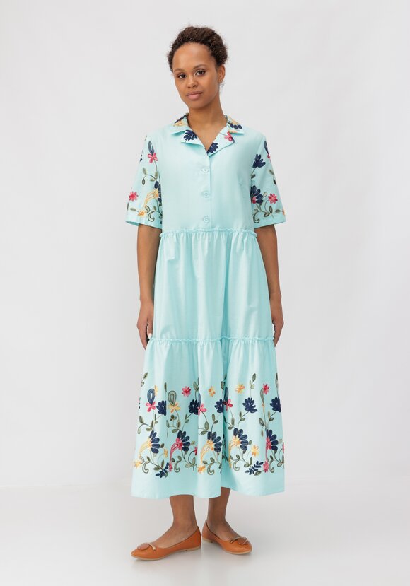 Платье ярусное с цветочной вышивкой шир.  580, рис. 34