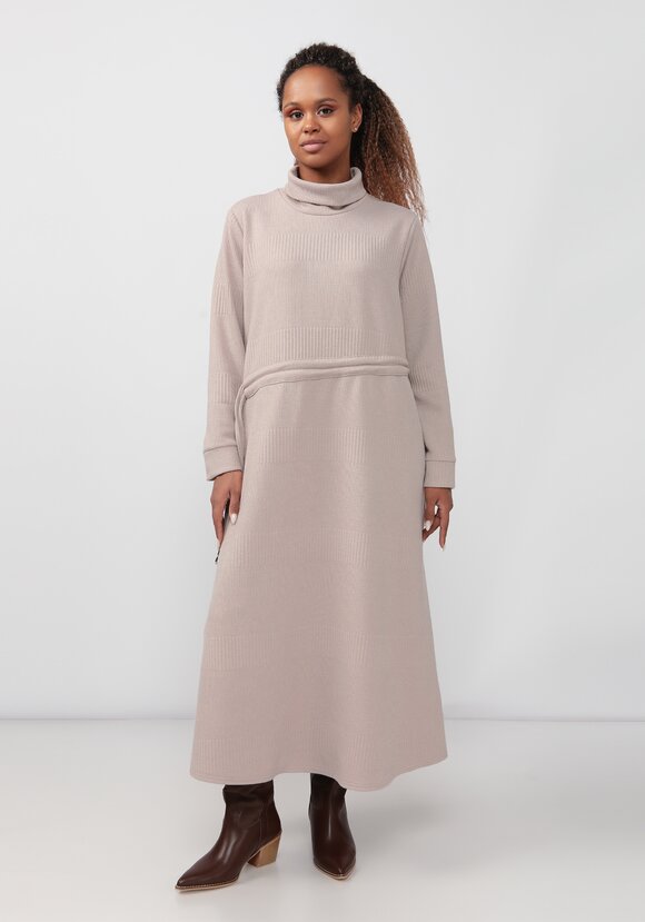 Платье из трикотажной ткани с кулиской шир.  580, рис. 4