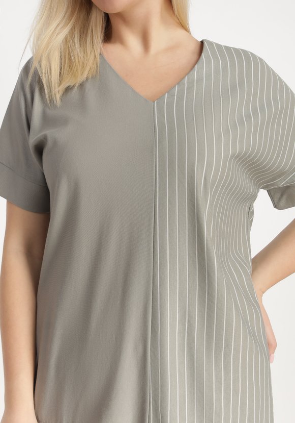 Блуза с боковыми разрезами шир.  580, рис. 8