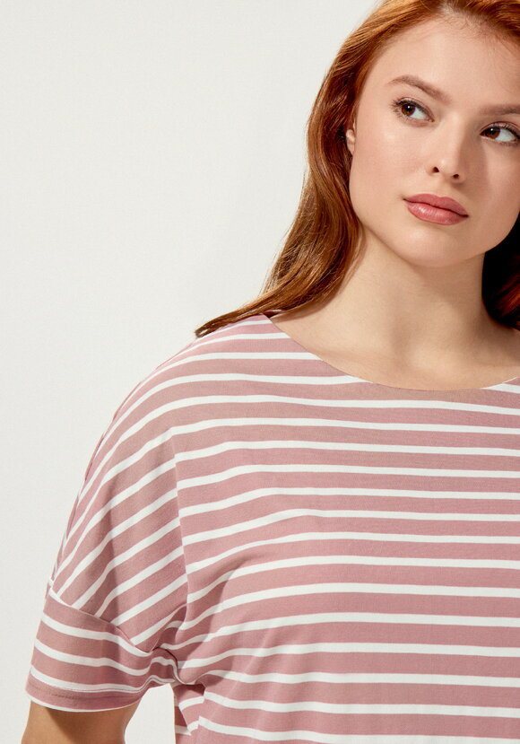 Футболка в горизонтальную полоску шир.  580, рис. 5