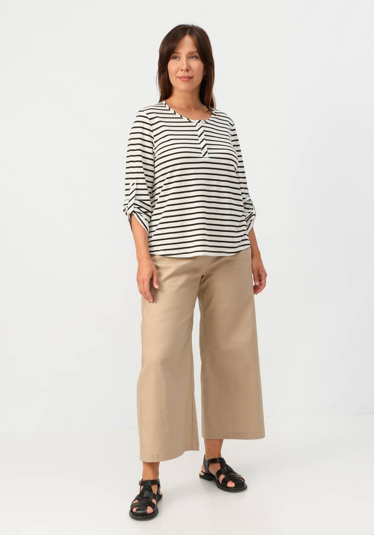 Лонгслив в полоску с патами на рукавах шир.  750, рис. 9