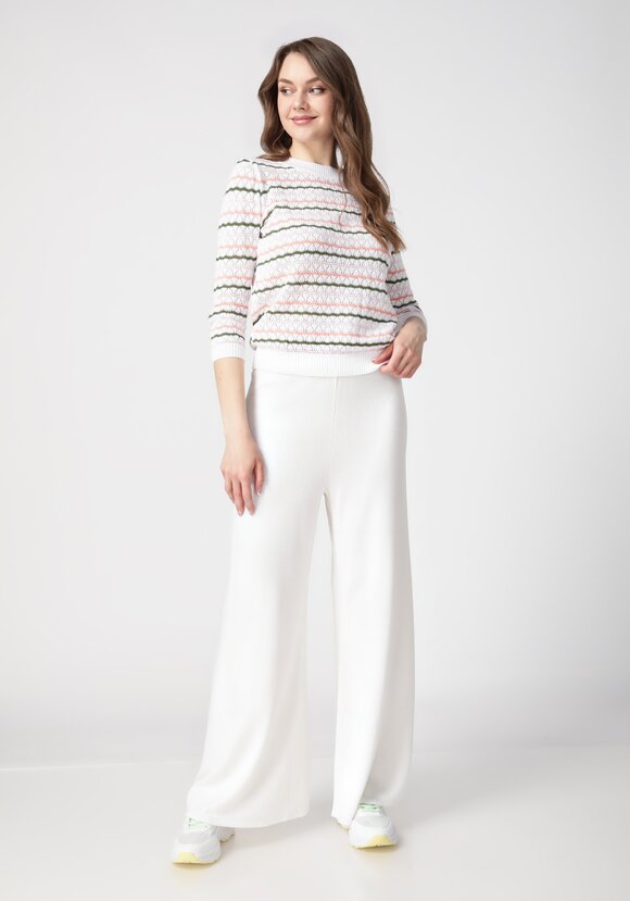 Брюки однотонные высокой посадки шир.  580, рис. 9