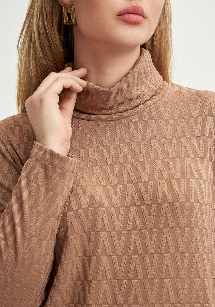 Водолазка с фактурным рисунком и воротом шир.  750, рис. 5