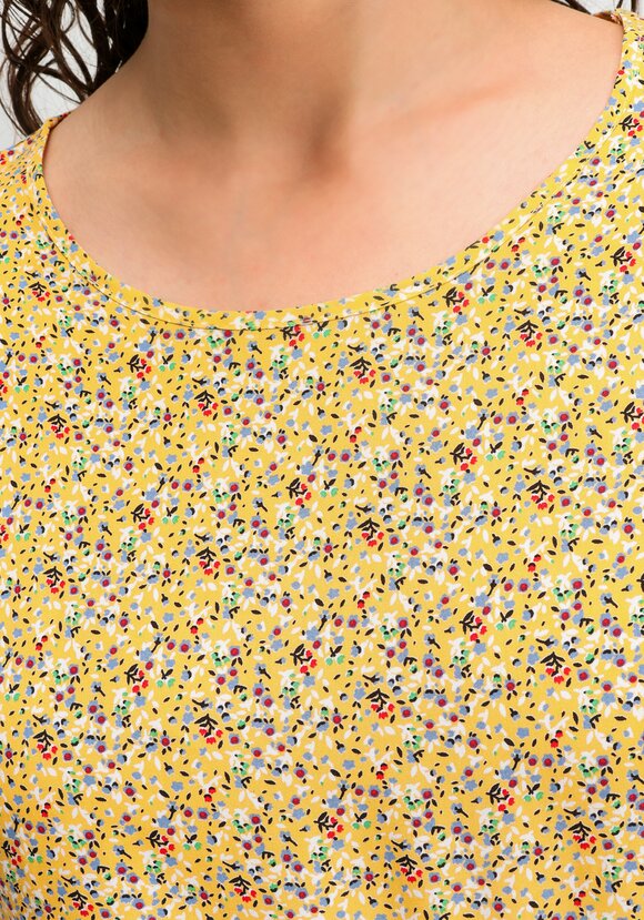 Блуза с воланом по низу и на рукавах шир.  580, рис. 14