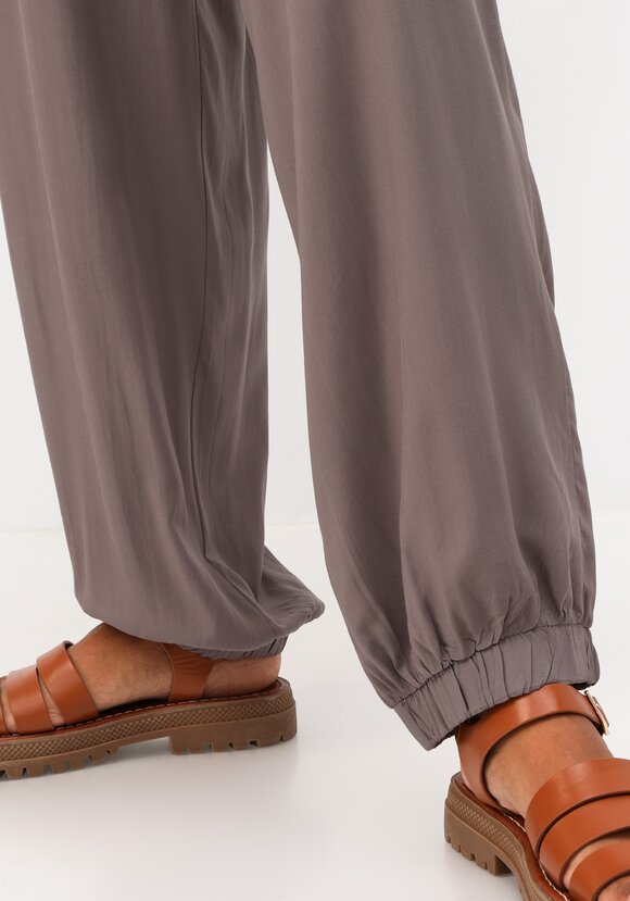 Брюки-шаровары на резинке шир.  580, рис. 22