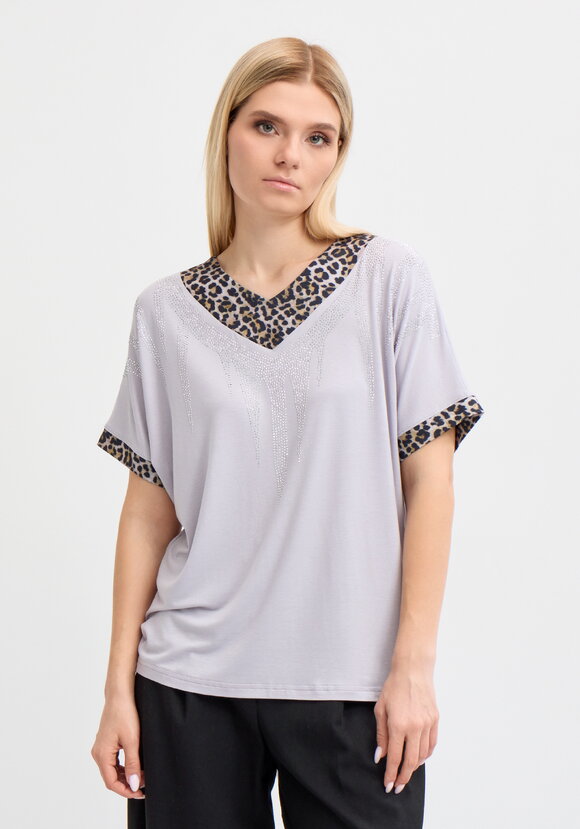 Блуза с леопардовым вырезом шир.  580, рис. 9