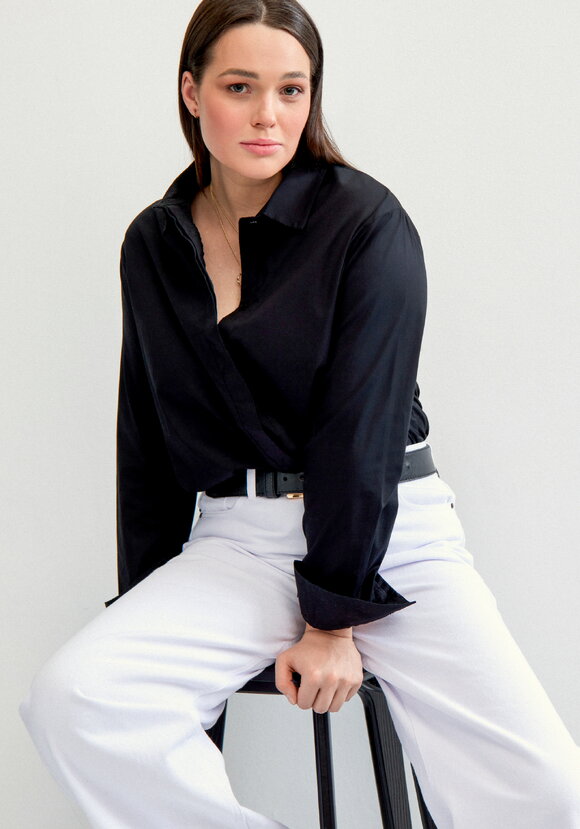 Рубашка прямая на пуговицах шир.  580, рис. 1