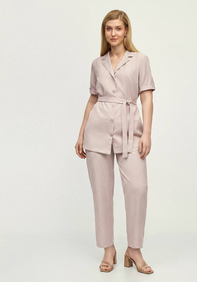 Костюм из жакета и брюк в полоску шир.  750, рис. 10