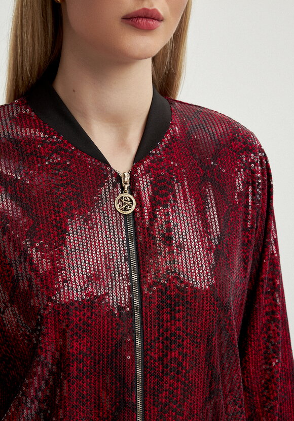 Бомбер с пайетками на подкладке шир.  580, рис. 23