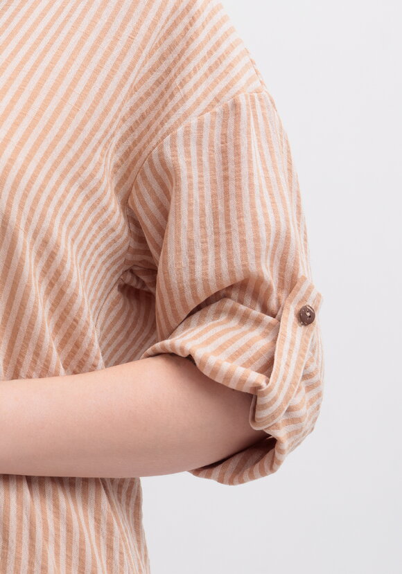 Рубашка Элин шир.  580, рис. 32