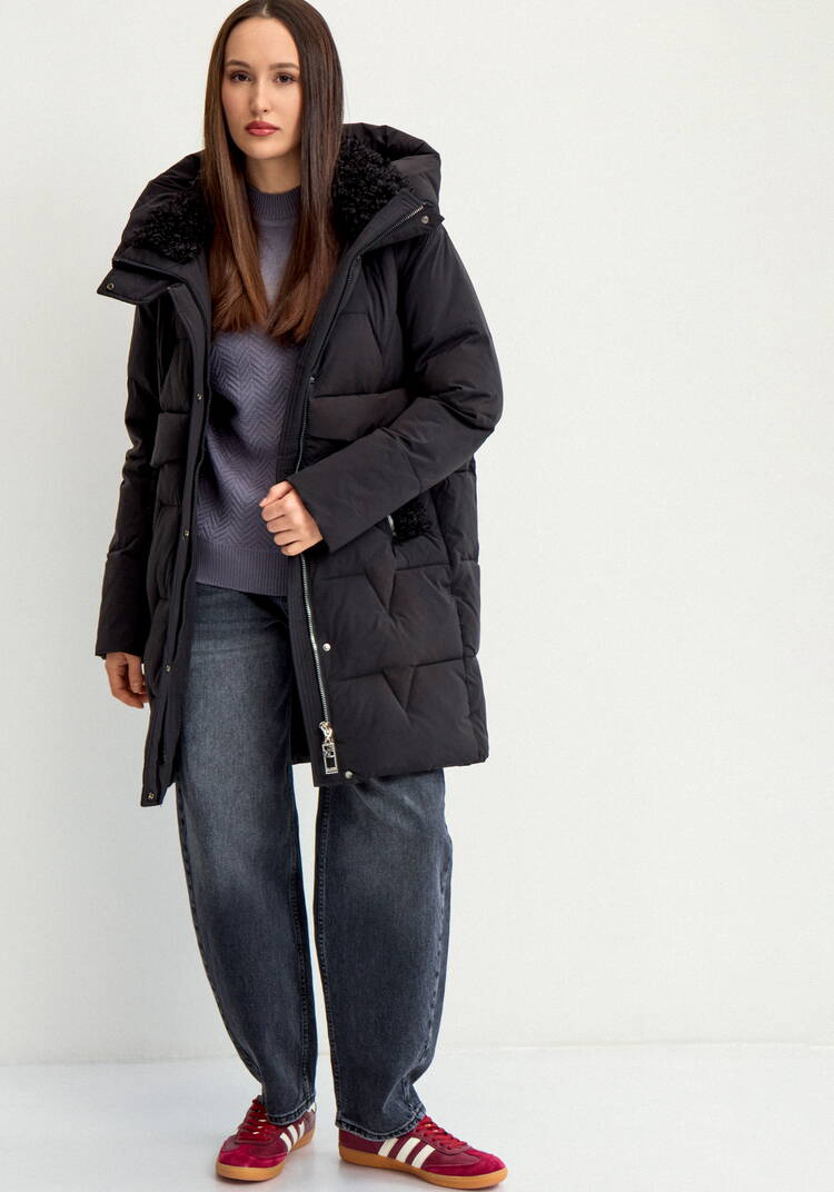 Пальто стеганое с меховой отделкой шир.  750, рис. 28