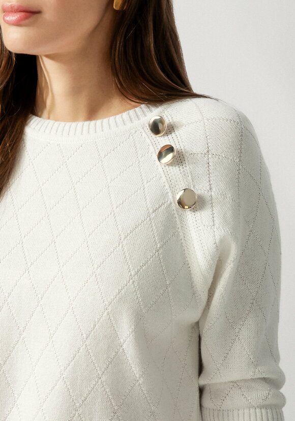 Джемпер с эффектными пуговицами по полочке шир.  580, рис. 20