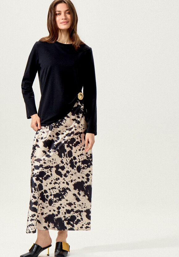 Лонгслив с нашивкой на спине шир.  580, рис. 42