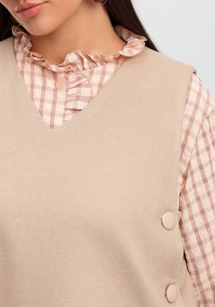 Жилет А-силуэта с дизайнерской застёжкой шир.  750, рис. 5