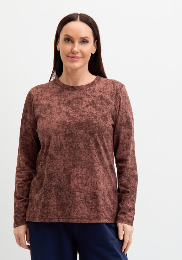 Лонгслив с принтом на горловине спинки шир.  580, рис. 22