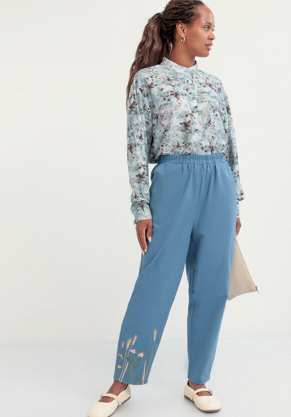 Брюки-бананы с вышивкой шир.  580, рис. 23