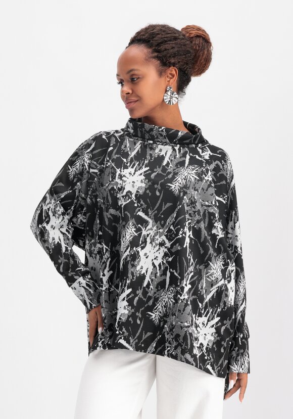 Джемпер трикотажный свободного кроя с принтом шир.  580, рис. 1