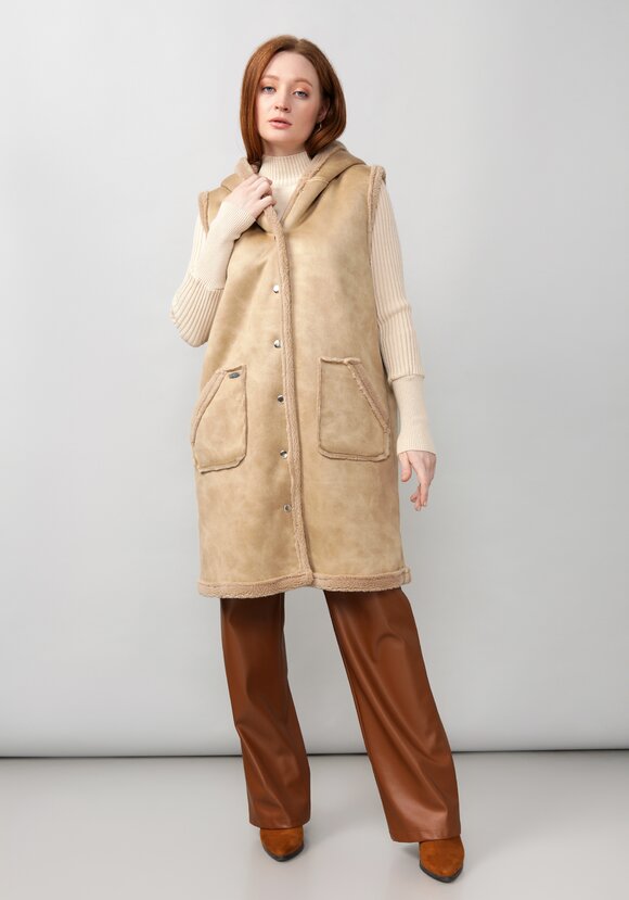 Жилет из экомеха с капюшоном шир.  580, рис. 10