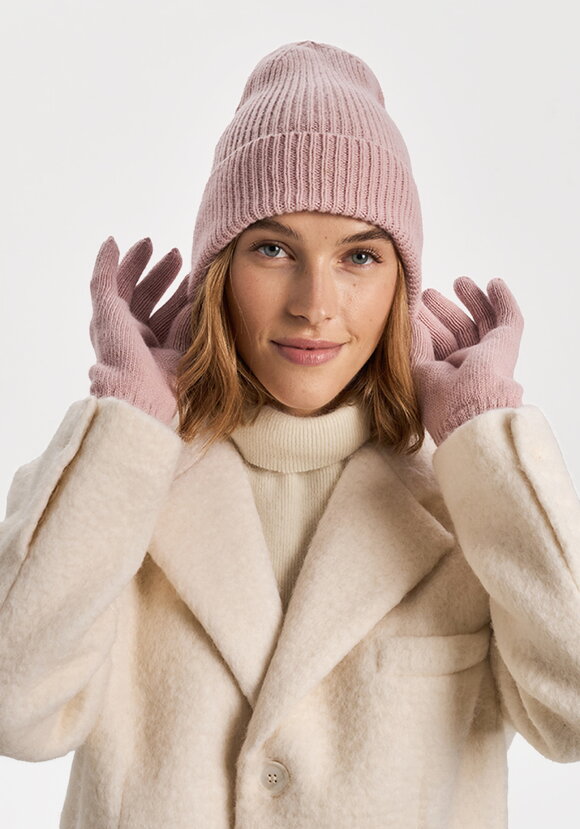 Шапка Эльвира шир.  580, рис. 2