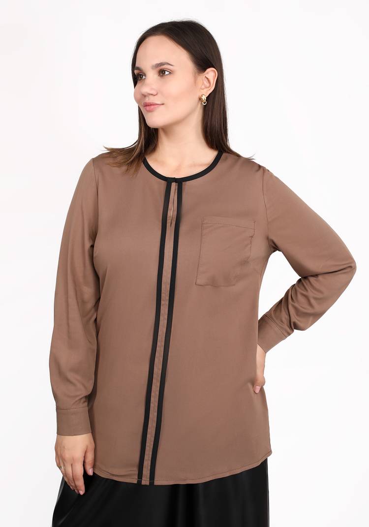 Блуза с контрастной планкой и карманом шир.  750, рис. 1