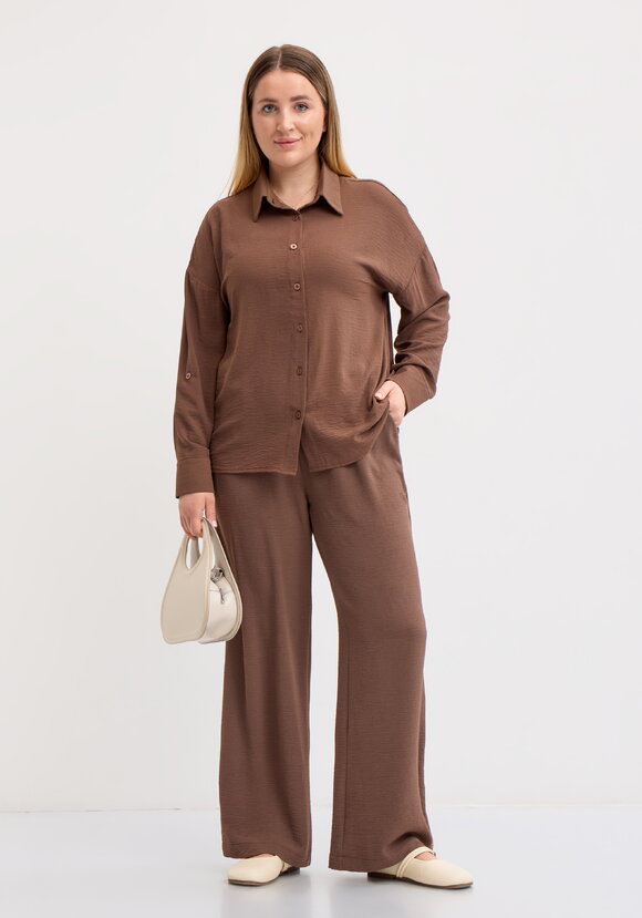 Брюки широкие на резинке по талии шир.  580, рис. 25