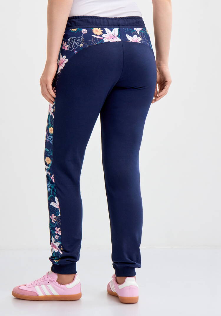 Костюм женский Кэтрин шир.  750, рис. 12