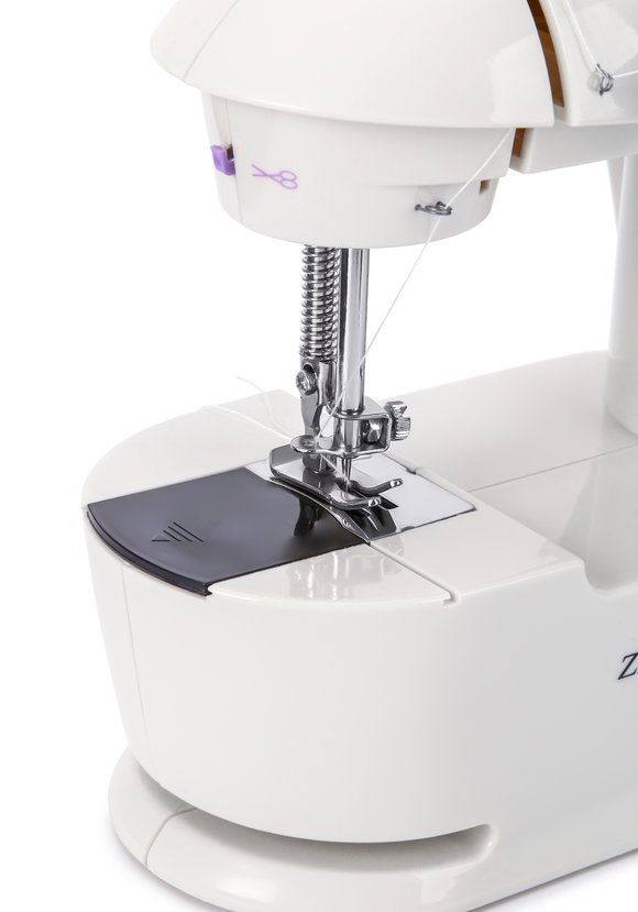 Мини-швейная машинка Рукодельница шир.  580, рис. 5