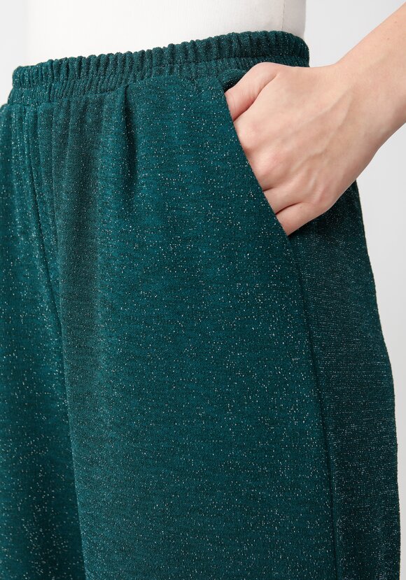 Брюки свободного кроя с метанитью шир.  580, рис. 27