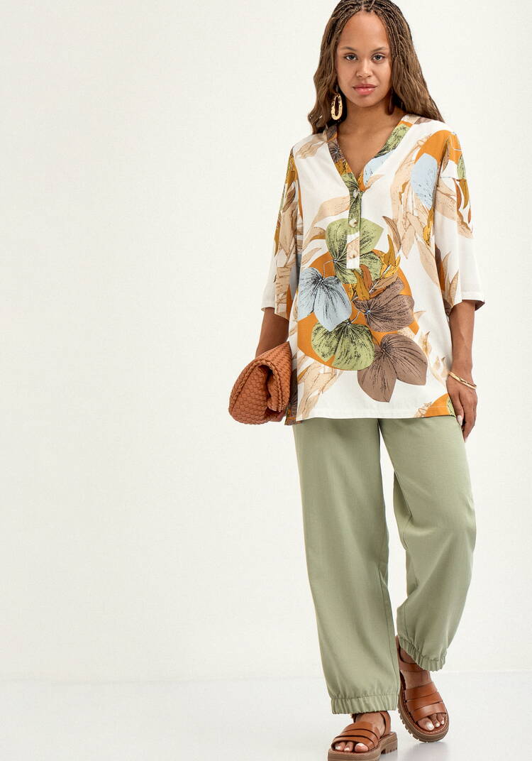 Брюки льняные на резинке по поясу и низу шир.  750, рис. 32