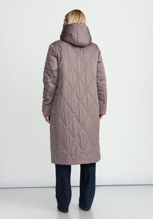 Удлиненное пальто с капюшоном шир.  580, рис. 17