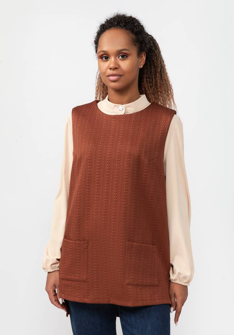 Жилет из фактурной трикотажной ткани шир.  750, рис. 4