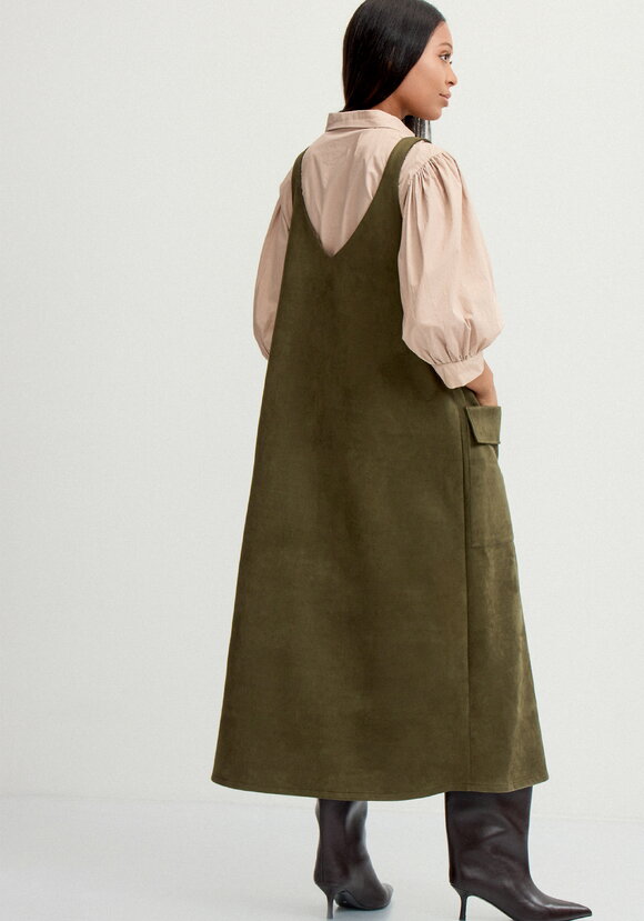 Сарафан с имитацией застёжки шир.  580, рис. 27