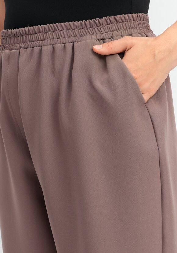 Брюки-бананы с разрезами шир.  580, рис. 13