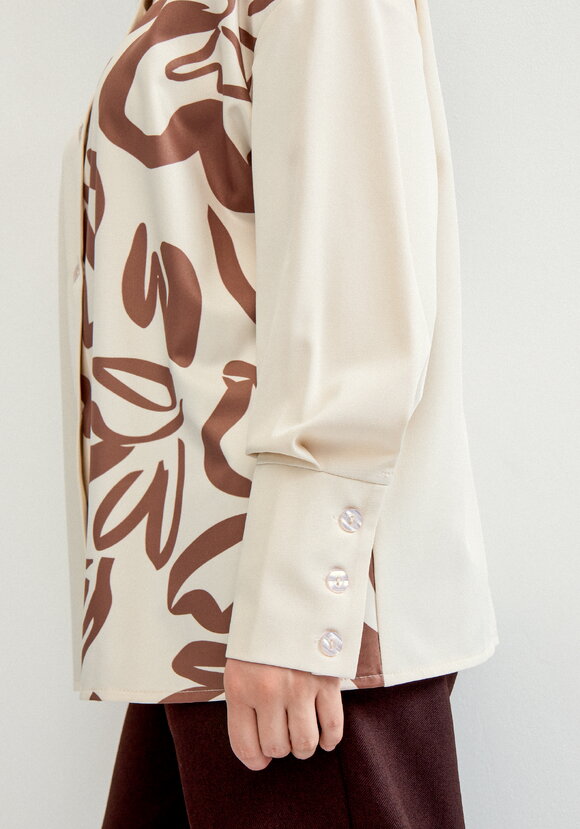 Блуза комбинированная с воротником-стойкой шир.  580, рис. 4