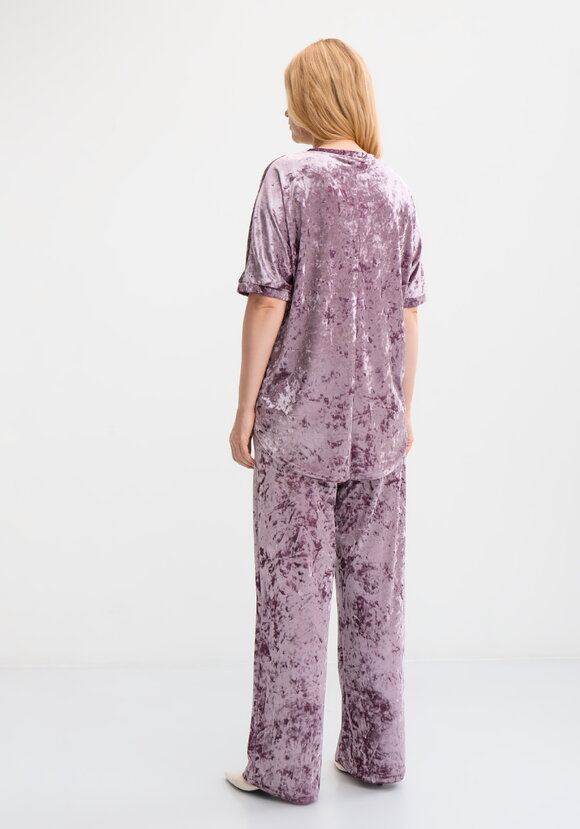 Костюм женский Антонина шир.  580, рис. 19