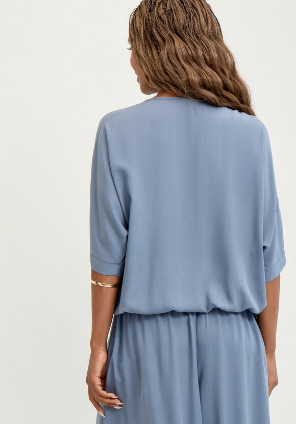 Блуза с V-образным вырезом свободная шир.  580, рис. 3