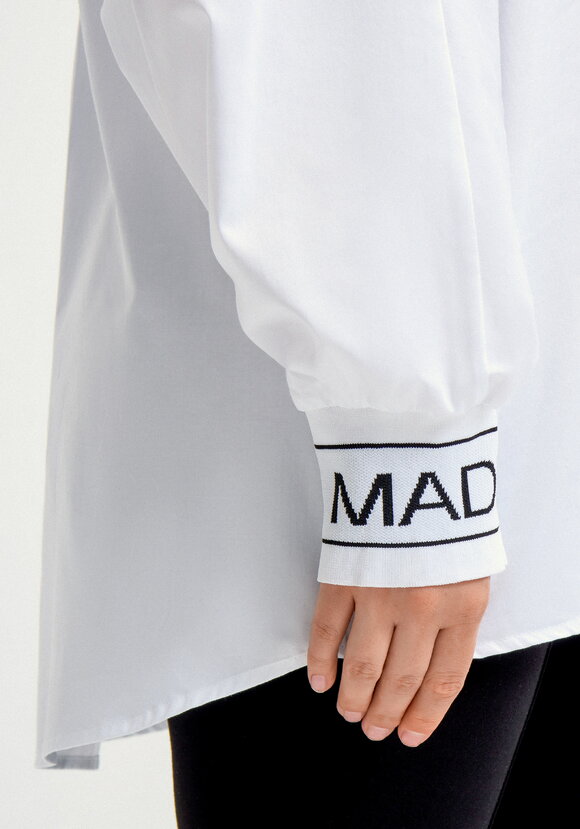 Рубашка с принтом на спине и рукавах шир.  580, рис. 7