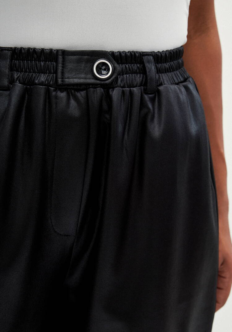 Брюки бананы с глянцевым напылением шир.  750, рис. 13