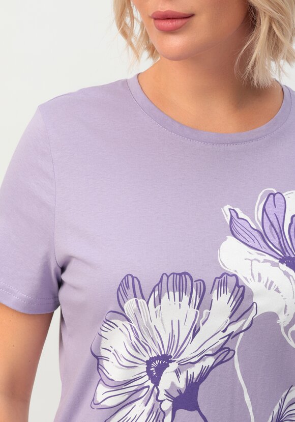 Костюм с принтом на футболке шир.  580, рис. 37