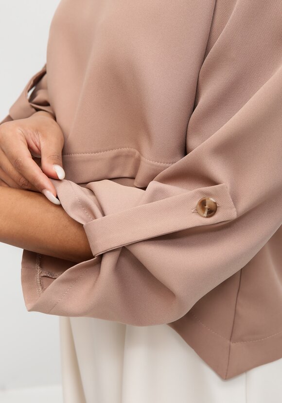 Платье с отрезной кокеткой по талии шир.  580, рис. 8